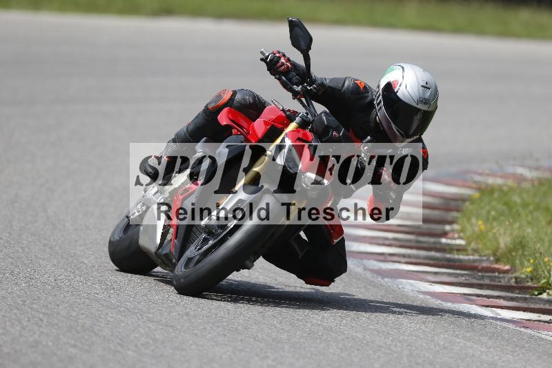 /27 12.06.2025 Ducati Schweiz Trackday Warmup  ADR/gelb-jeaune/ohne